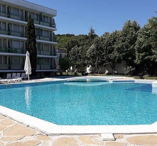 Festa-kranevo Hotel *