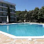 Festa-kranevo فندق *