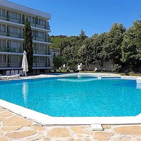 Ξενοδοχείο Festa-kranevo *